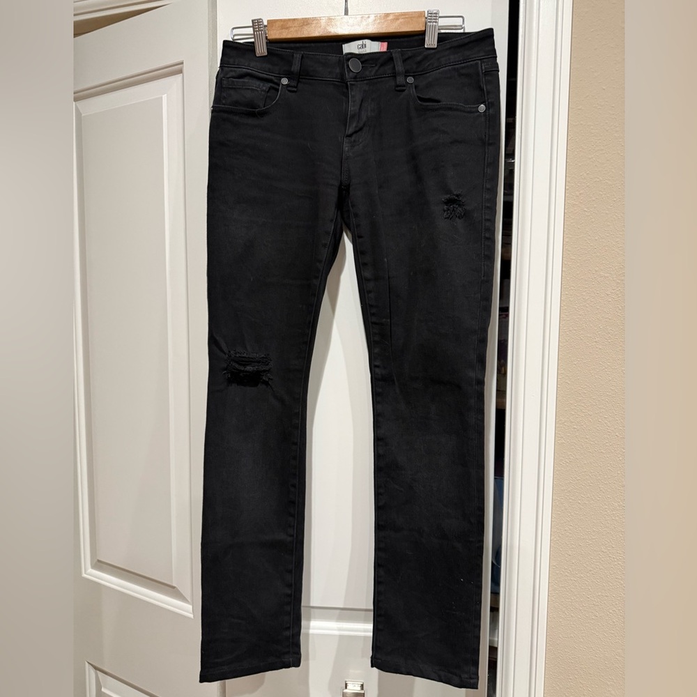CAbi Women’s Skinny Black Distressed Jeans. Slim Boyfriend. Size 2